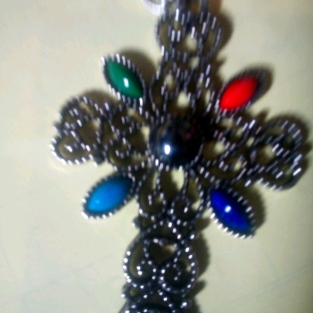 Avon Cross Necklace vintage